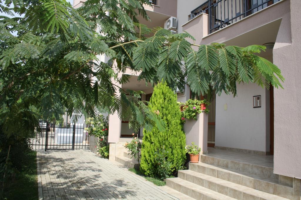 Alex Deluxe Apartments Słoneczny Brzeg Zewnętrze zdjęcie